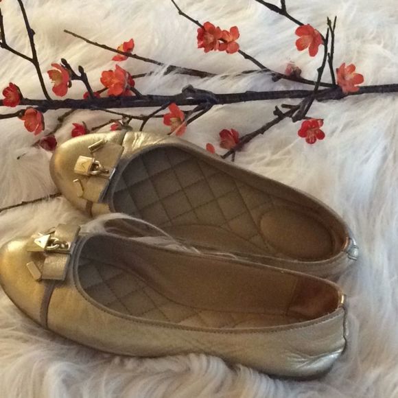 💞MICHAEL Michael KORS 💞golden flats - Picture 8 of 11